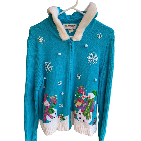 Tiara Sweaters Vintage Tiara International Christmas Collection